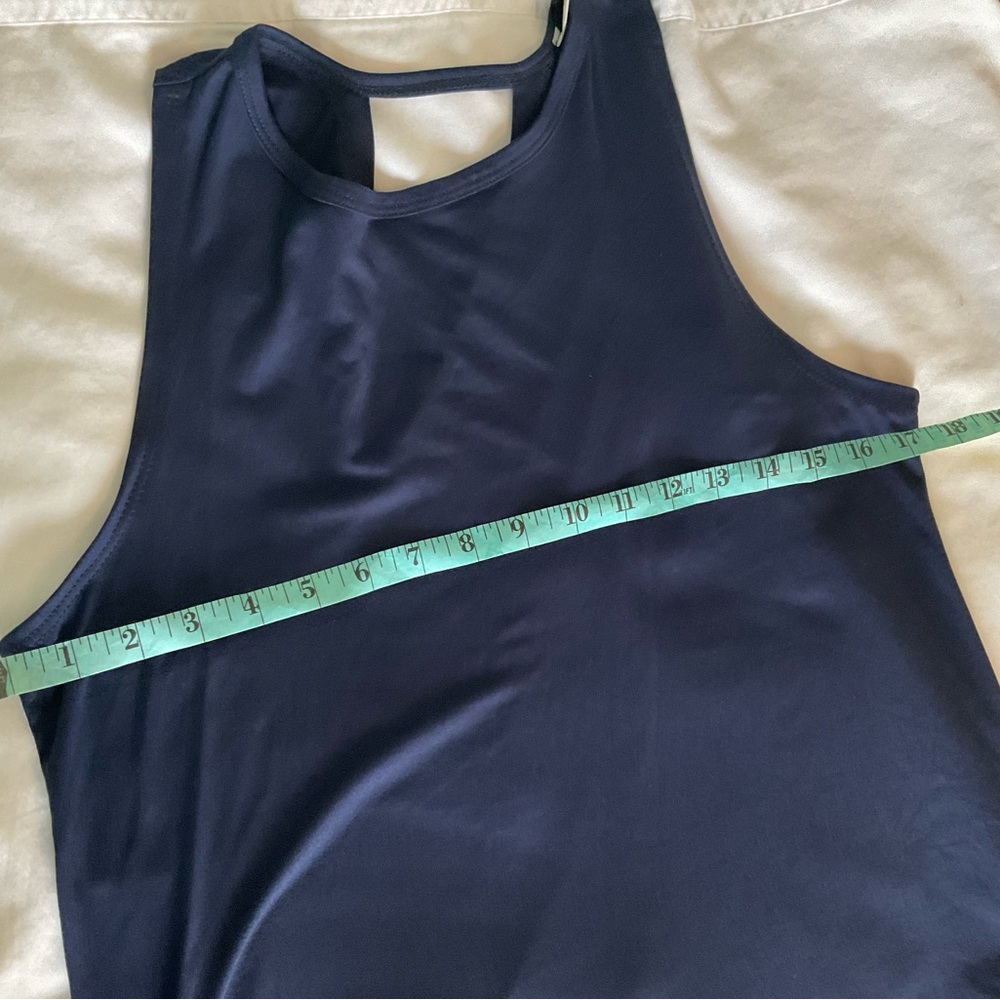 Magic fit cross back tank - Picture 6 of 8